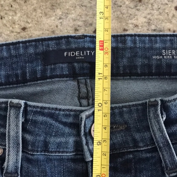 Fidelity Jeans - Picture 10 of 10